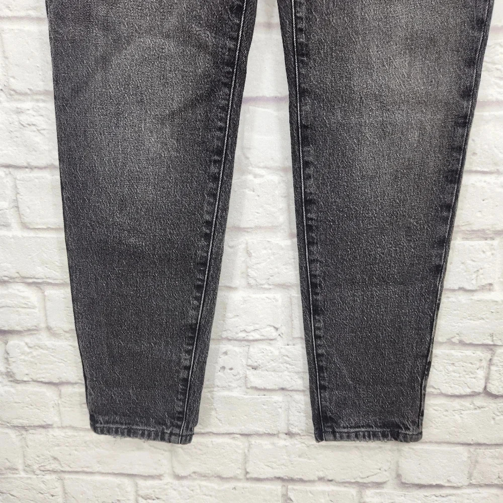 Good American Good Girlfriend High Rise Black Wash Loose in the Leg NWT Jeans 00 - Picture 3 of 15